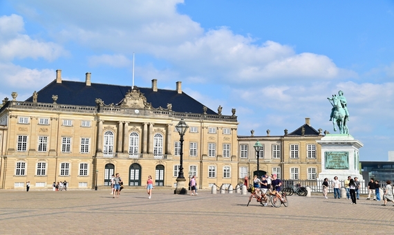 阿馬林堡(丹麥皇宮) Amalienborg